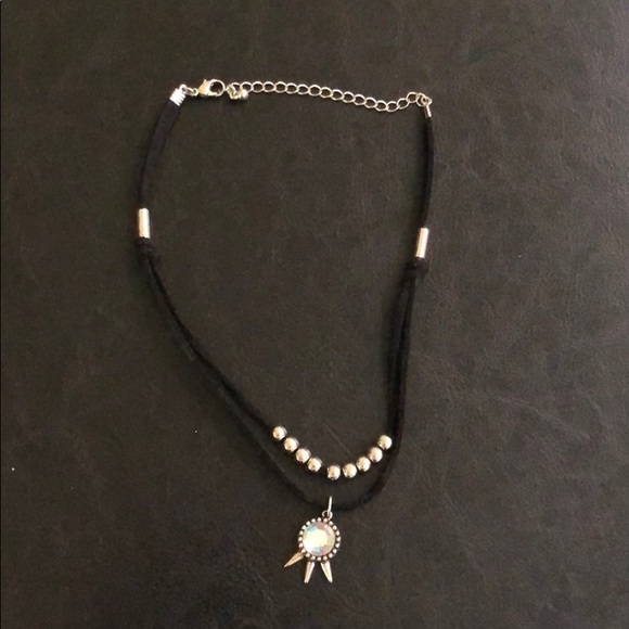 ⭐️ Velvet Double Layered Iridescent Gem Choker - Picture 2 of 7